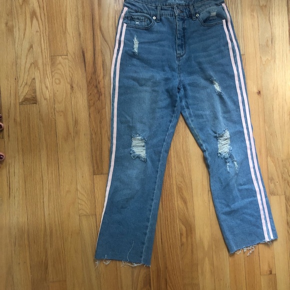 Wild Fable High Rise Kick Flair w/ Stripe Jeans 6 - Picture 3 of 7